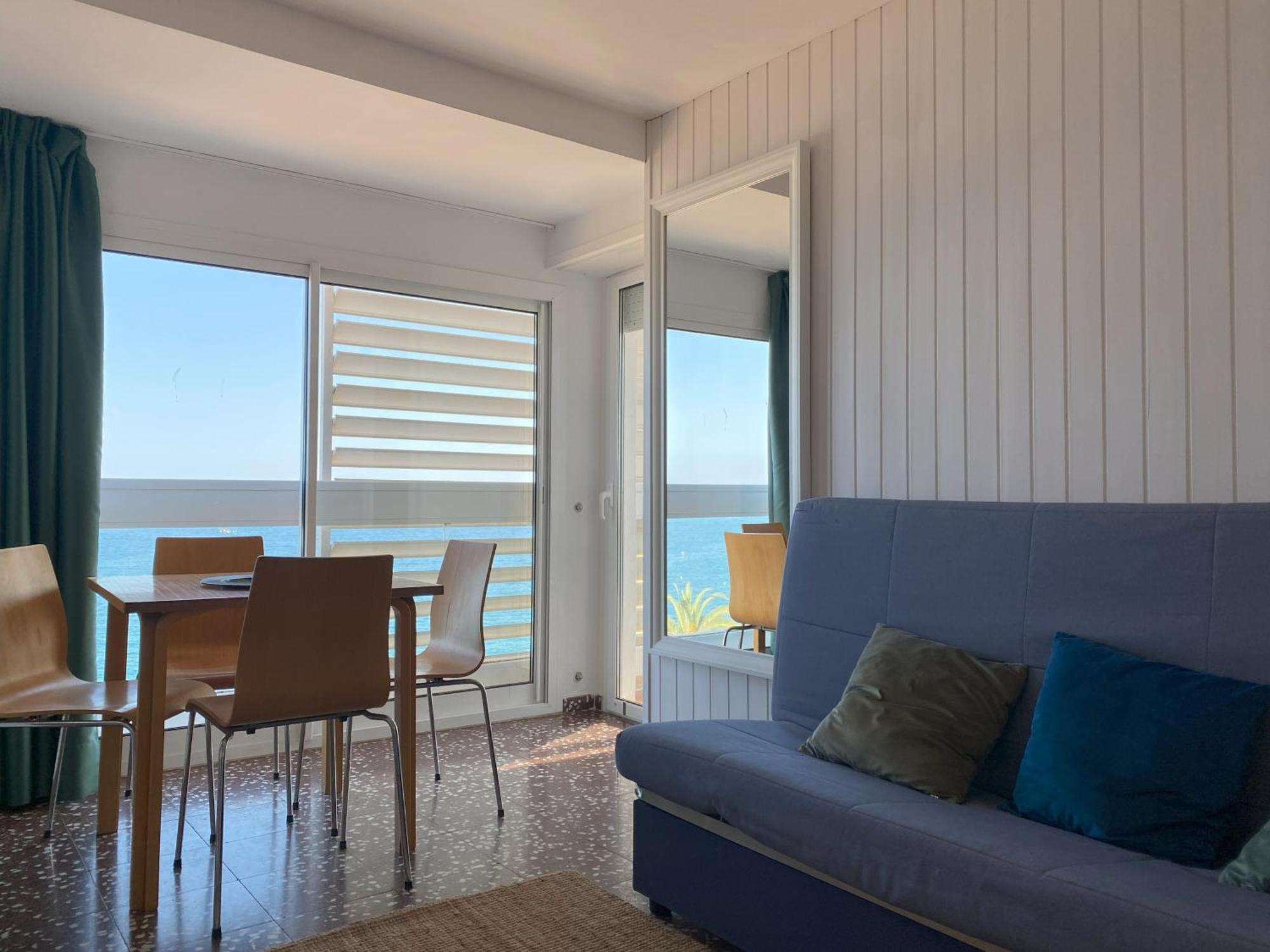 Mediterranean Apartment In Lloret De Mar Next To The Sea Ngoại thất bức ảnh